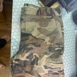 Men's Dickes Camo Cargo Shorts - Size 40 - 100% Cotton - New/Unworn Condition